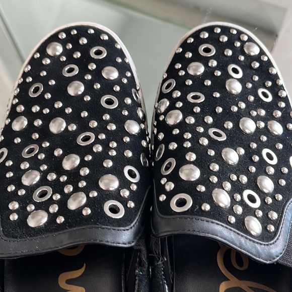 Sam Edelman Paven  Black Leather Silver Metal Studs Slip On Flats size 8 - Picture 7 of 11